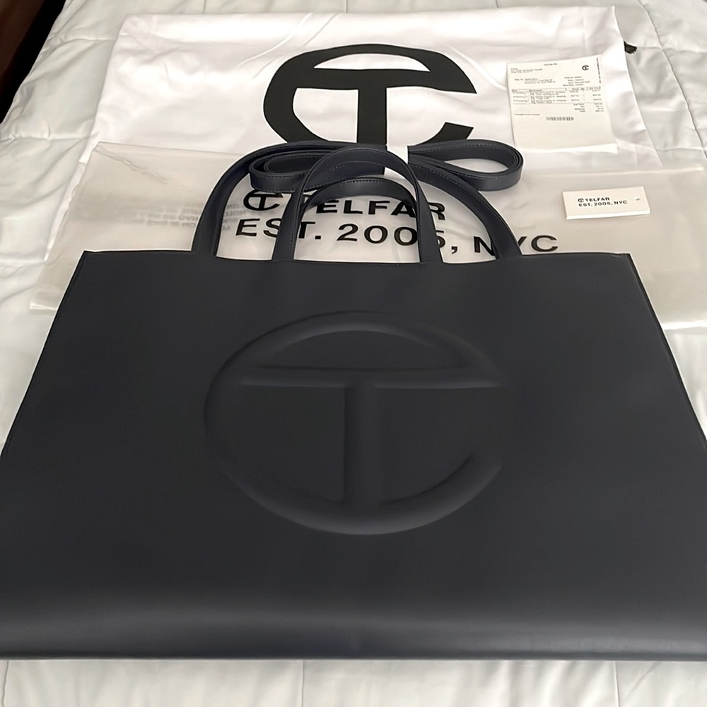 Telfar - Large - Navy